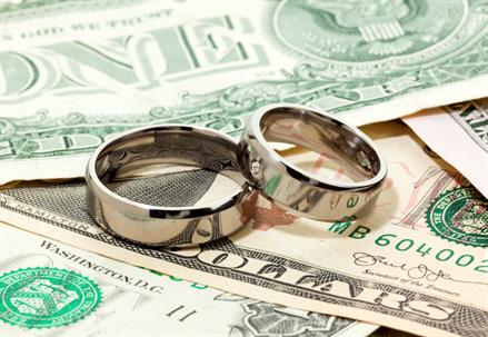 wedding rings and money